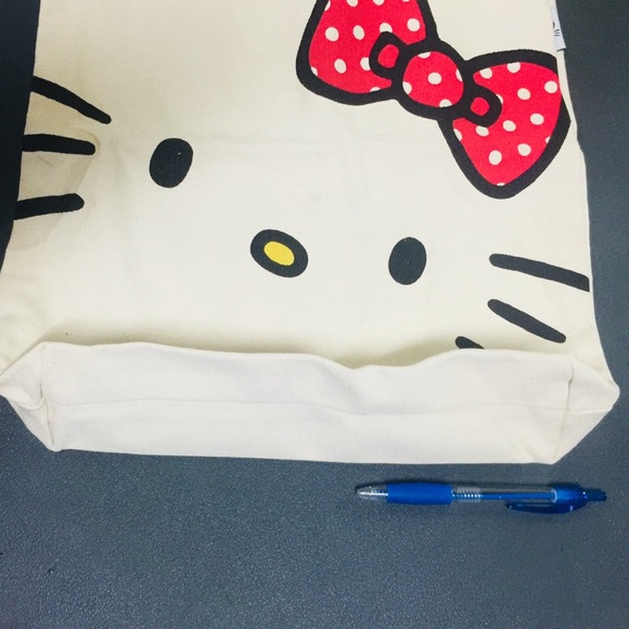 Hello Kitty canvas tote - Picture 6 of 6
